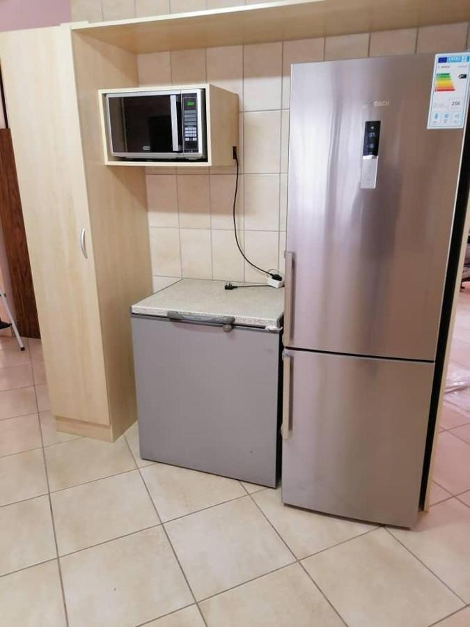 Jjp Self Catering - Three Bedroom House Lüderitz Exteriör bild